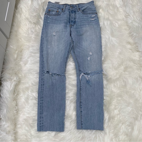 Levi’s 501 straight leg ripped jeans - Picture 2 of 10
